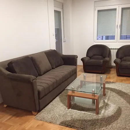 Stan Na Dan Centar Apartment Sabac